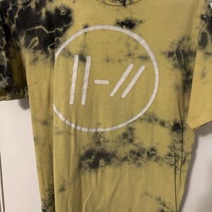 Tie-Dye Graphic T-Shirt